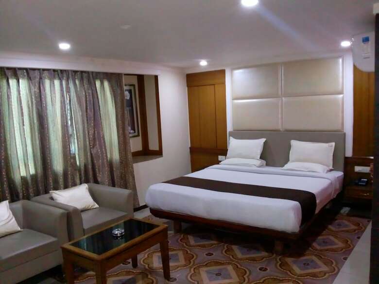 Hotel Rodili Residency