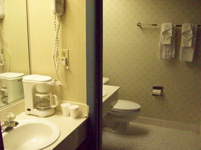 Motel Courtesy Inn