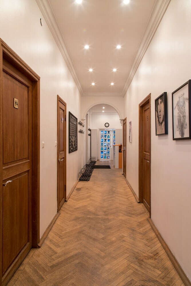 Hostal Mainhostels