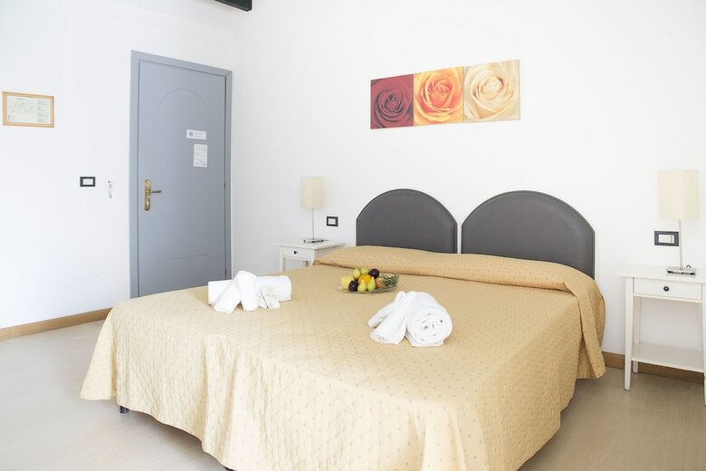 Hotel Cala Di Seta