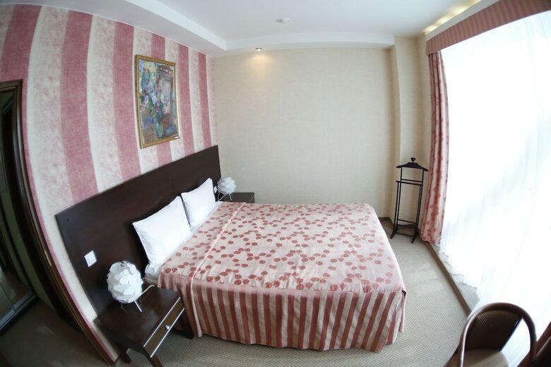 Nikol Business Hotel