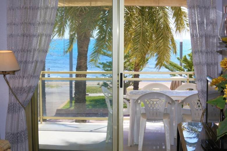 Apartamento Junto Al Mar Para 6 Personas En Cambrils
