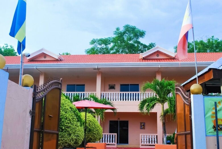 Conrada's Place Hotel And Resort