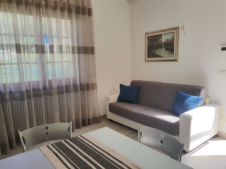 Apartamento Sharky Charming Cottage
