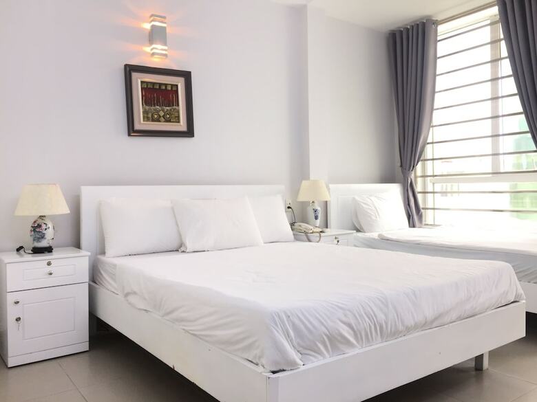 White Diamond Pn Hotel - The Art