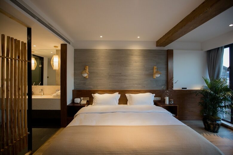 Lugu Lake Er San Hotel