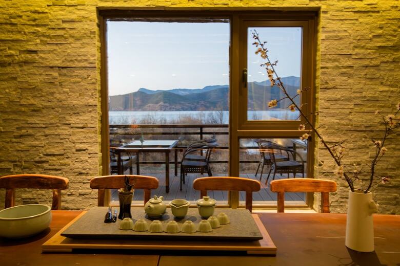 Lugu Lake Er San Hotel