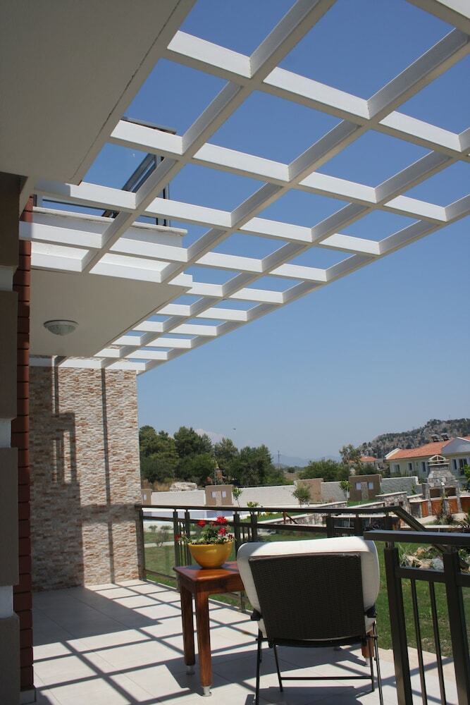 Golden Golf Sarigerme Villalari