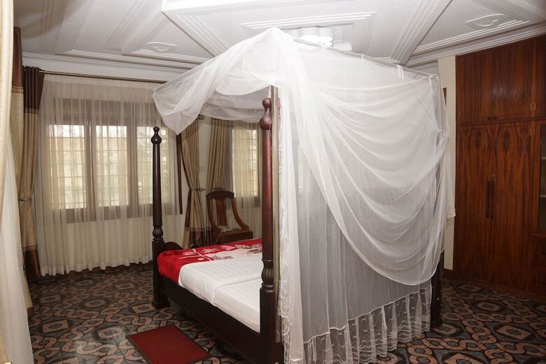 Hotel Cosmil Executive Suites
