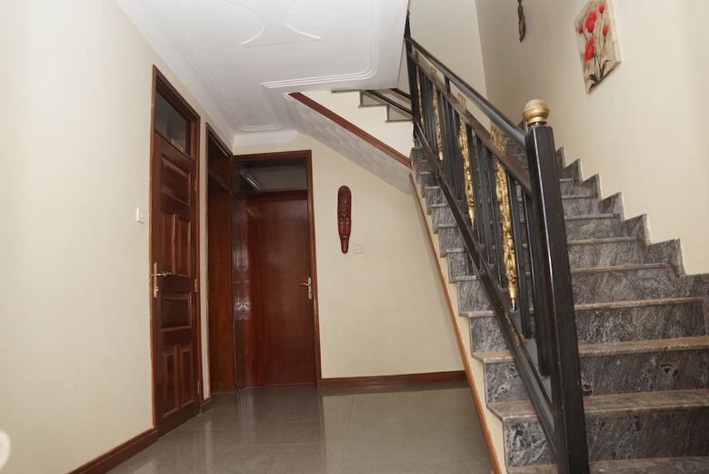 Hotel Cosmil Executive Suites