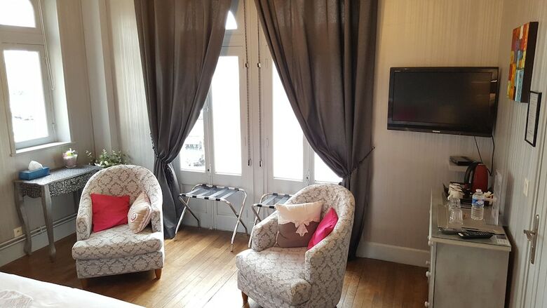 Hotel Castel Bayeux Guesthouse