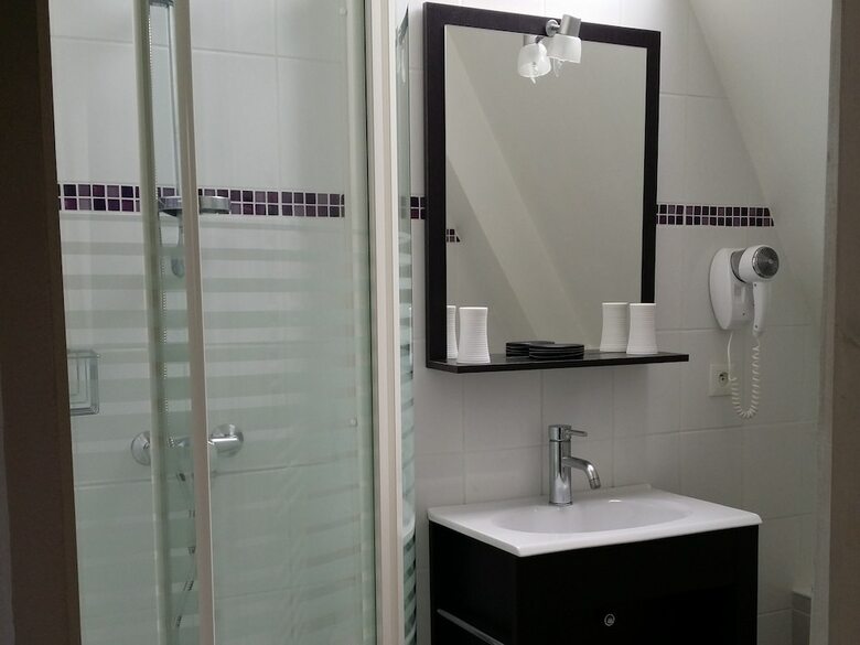 Hotel Castel Bayeux Guesthouse