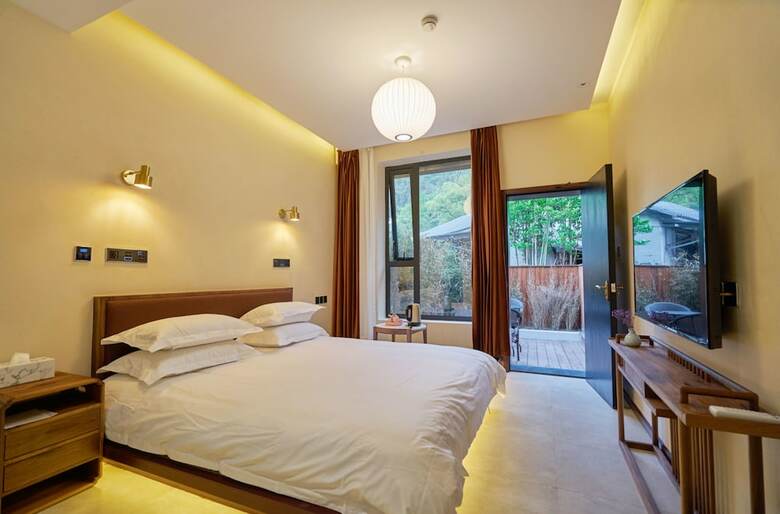 Hotel Best Wishes Poetic Villa