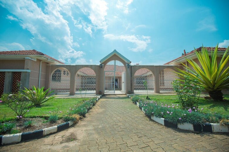 Hotel Rukungiri Country Home