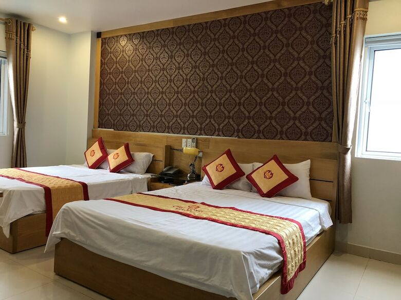 Chu Long Hotel