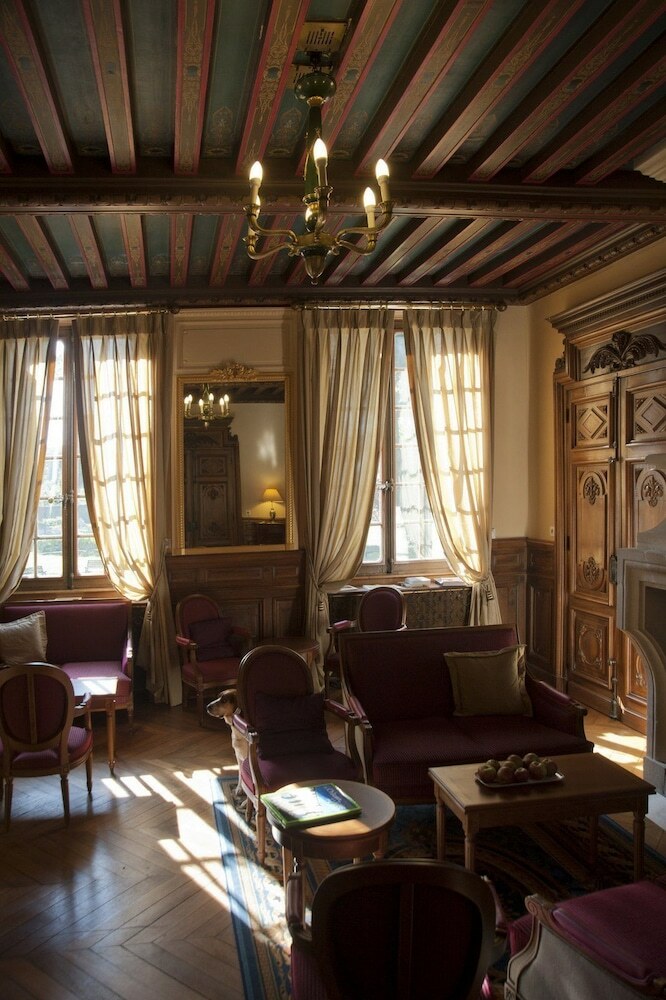Hotel Manoir De Contres
