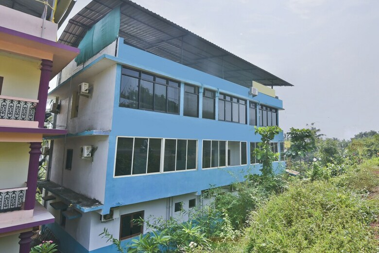 Hotel Aananda