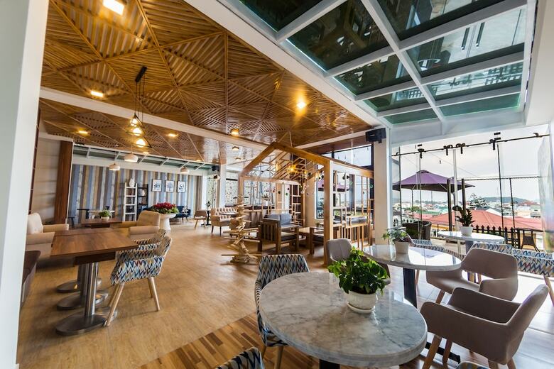 Tasme Hotel