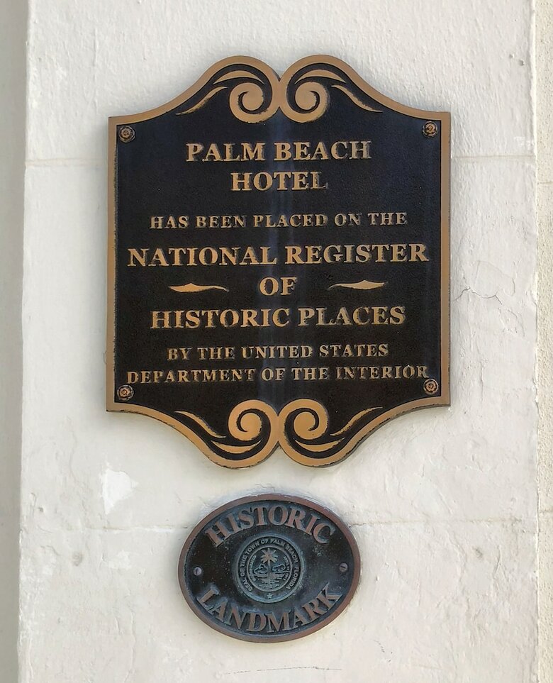 Aparthotel Designer Decorated Palm Beach Hotel New