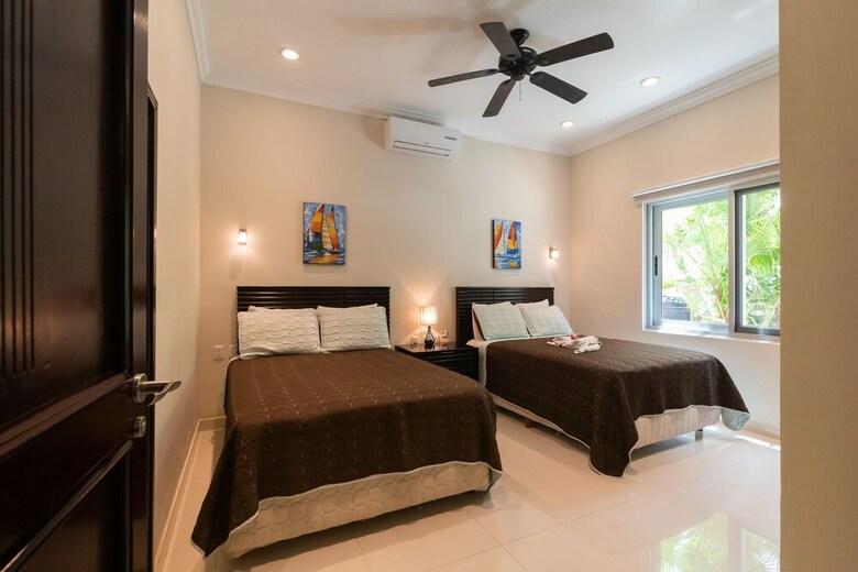 Beachfront Homes By Playa Paradise