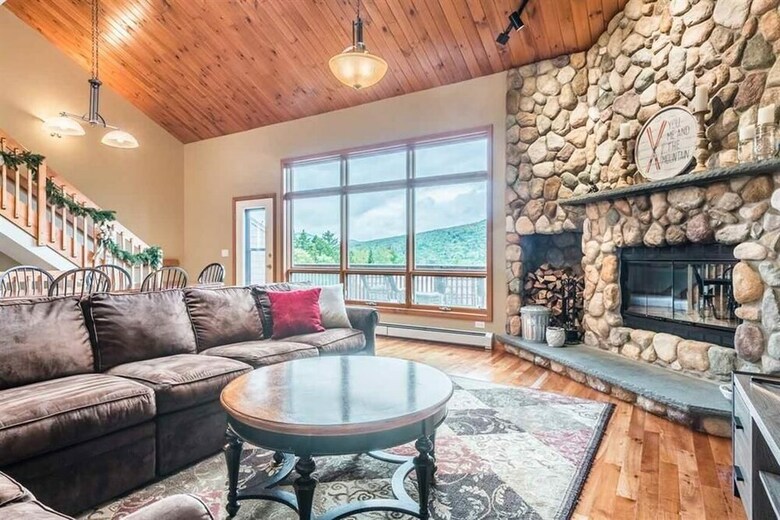 Slopeside Townhomes At Bretton Woods