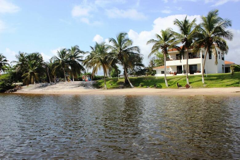 Hotel Akwa Beach