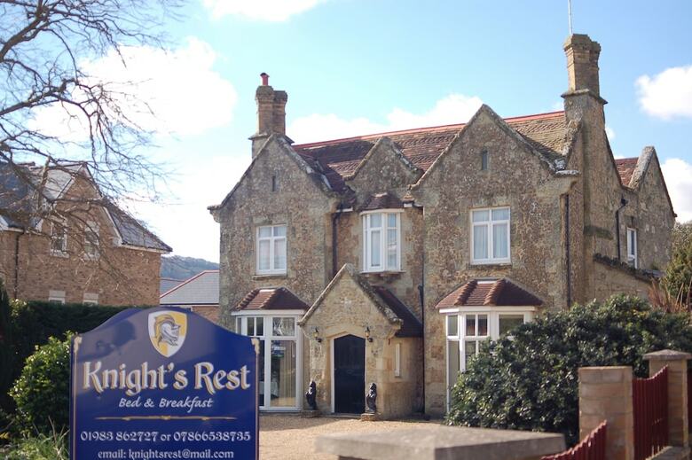 Knight's Rest Bed And Breakfast