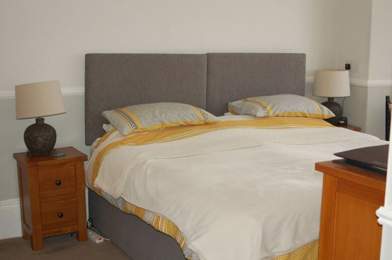 Knight's Rest Bed And Breakfast