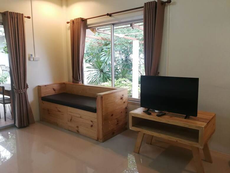 Hotel At-pran Resort