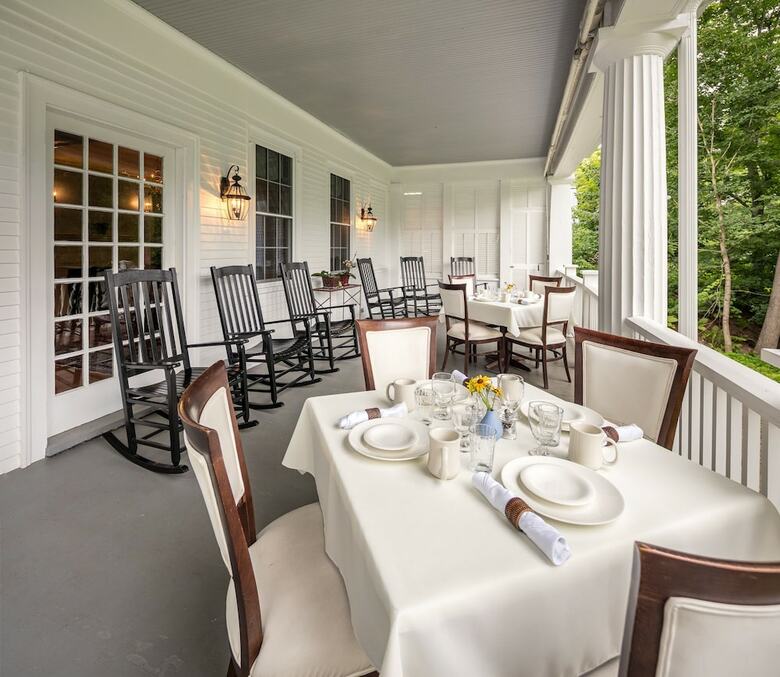 Bed & Breakfast The Blue Horse Inn