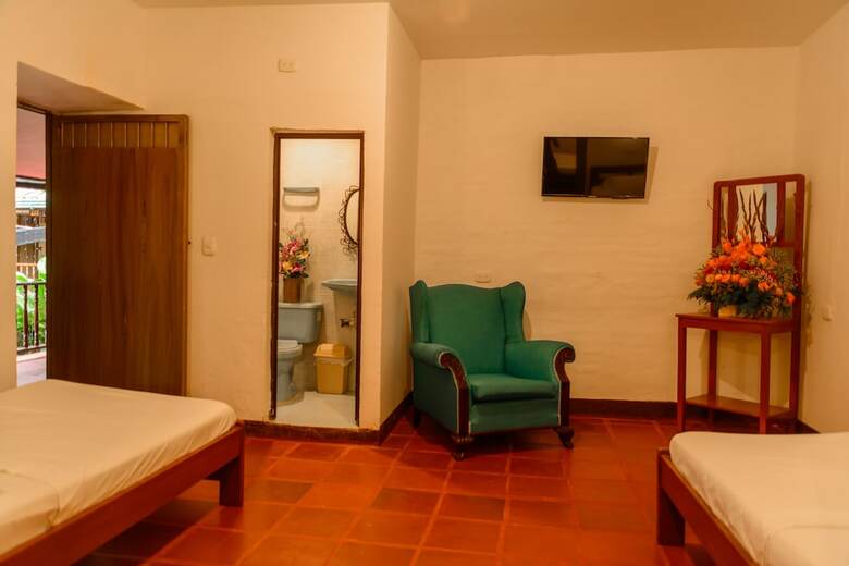 Hotel Hosteria Colonial La Cueva De Leo