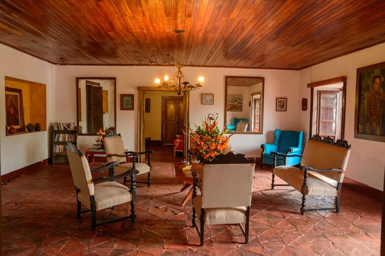 Hotel Hosteria Colonial La Cueva De Leo