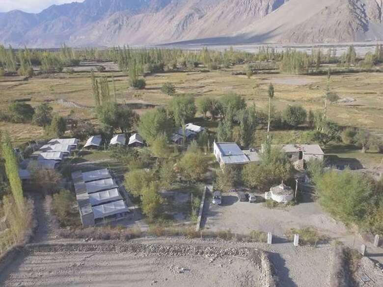 Dowa Deluxe Camp
