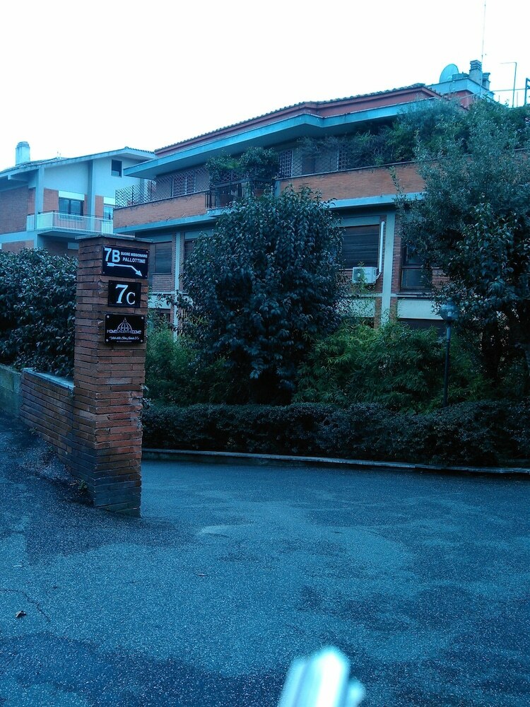 Hotel Vatican Short Term Rental With Terrace