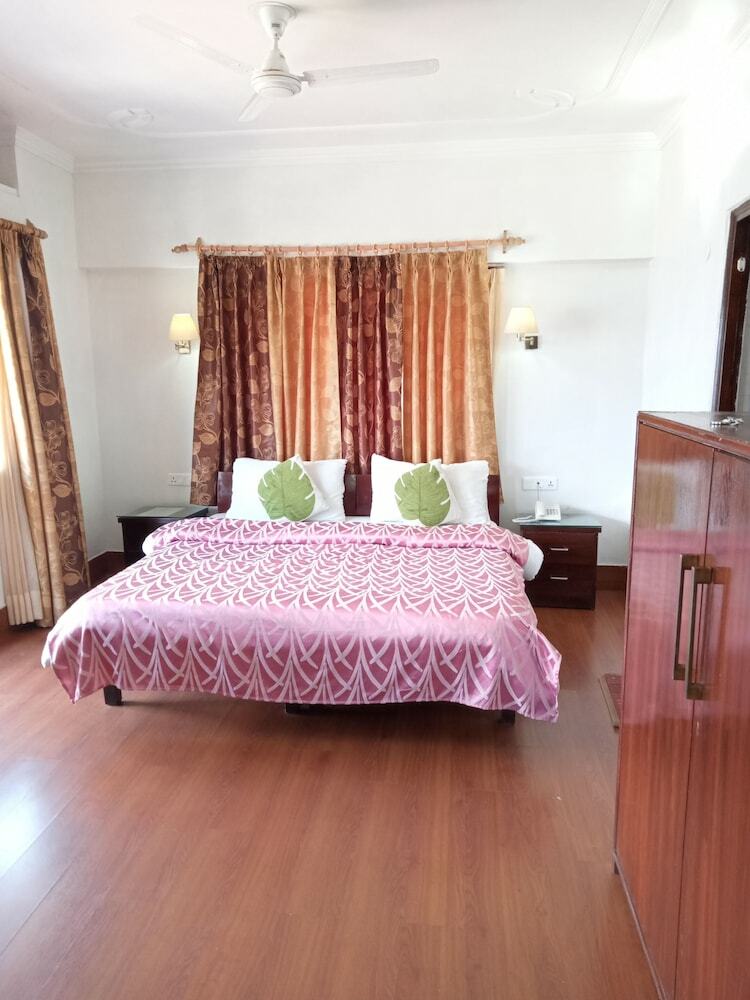 Hotel Dragon I Resorts