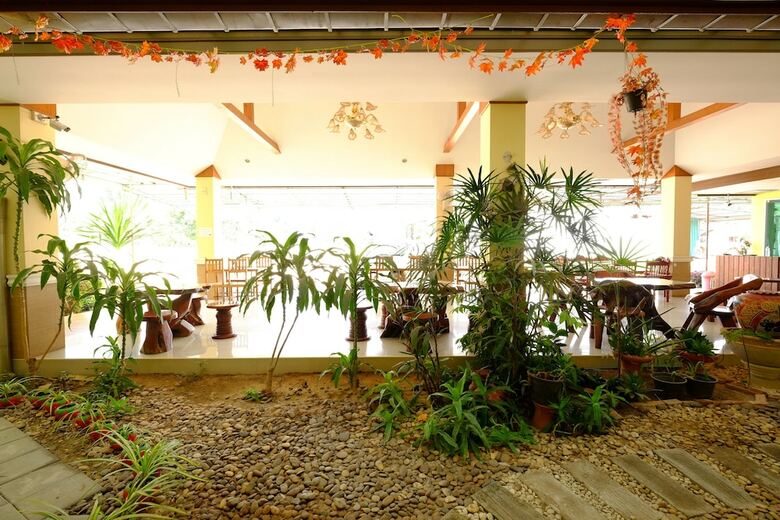Hotel The Muk Lagoon