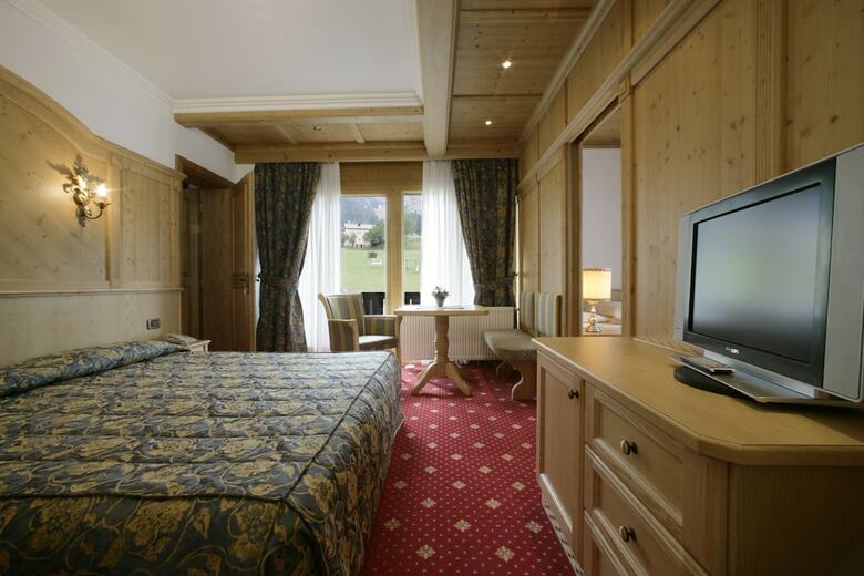 Alpen Hotel Corona