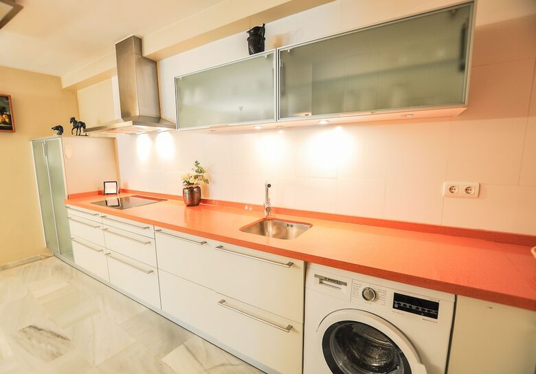 Renthas Plaza Flores Apartment