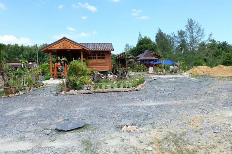 Hotel Woodpoint T&b House