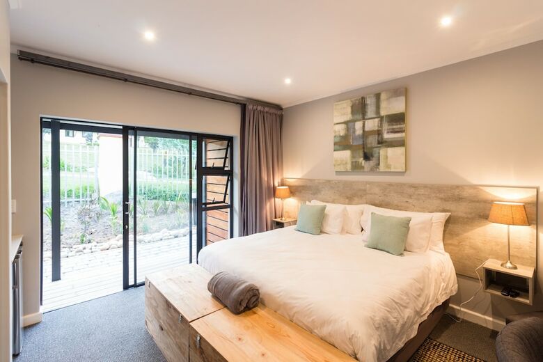 Bed & Breakfast The Greens Guest House