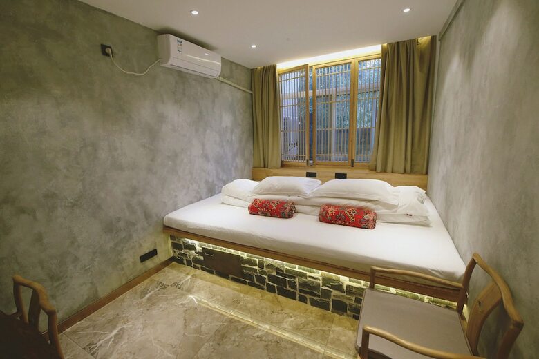 Hostal Simple Palace