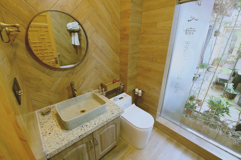 Hostal Simple Palace