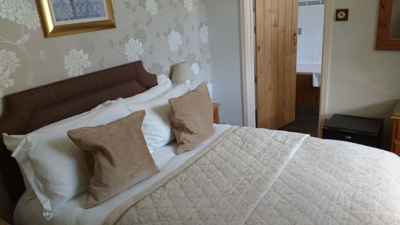 Hotel Fir Trees Guest House