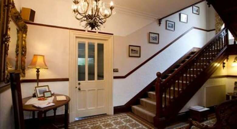 Hotel Fir Trees Guest House
