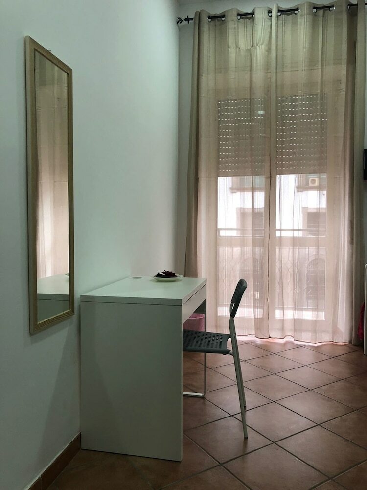 Partenope Legend B&B
