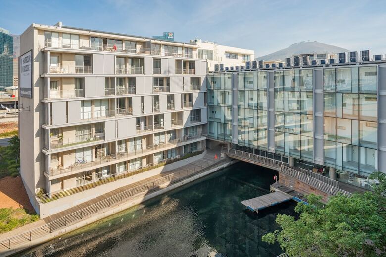 Aparthotel Harbour Bridge - Whosting