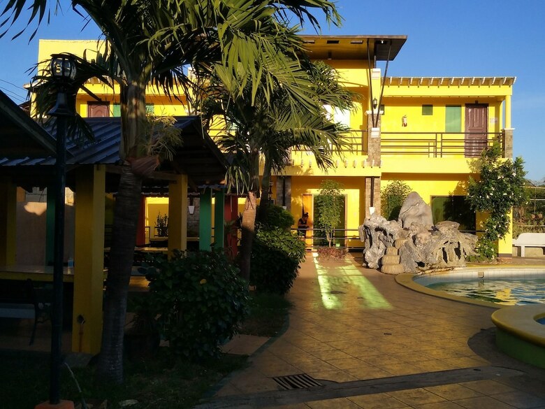 Hotel Endielina's Inland Resort