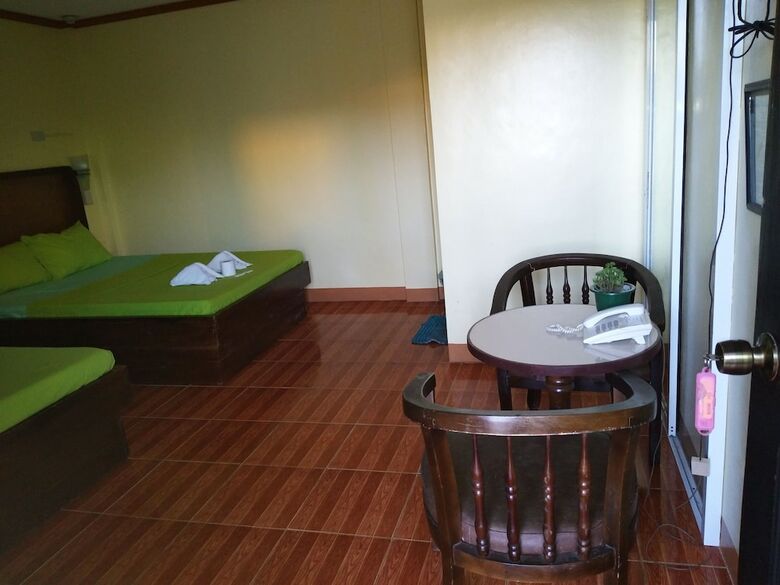 Hotel Endielina's Inland Resort