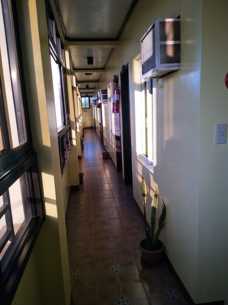 Hotel Endielina's Inland Resort