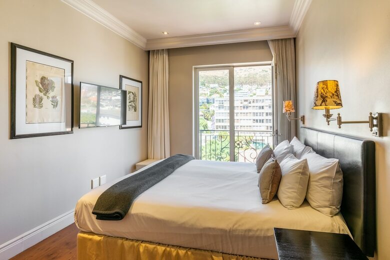 Hotel Cape Royale - Whosting